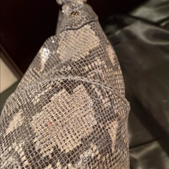 Michael Kors Elegant Snakeskin Shoulder Bag - Picture 8 of 14